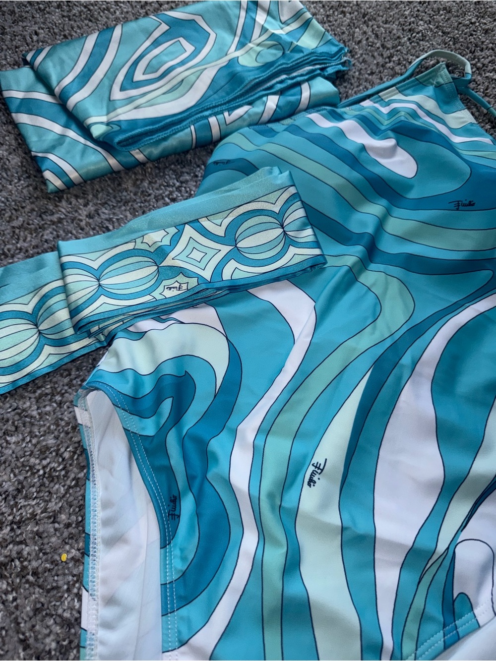 Emilio Pucci Turquoise & White Swirl Halter One-Piece  Authenticated - Picture 3 of 3